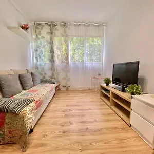 Nice Flat Near The Beach And Parc Del Forum Barcelone